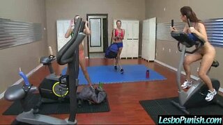 Sess iebes Jikkastigaw-Kura Bejn Sħun U l-Medja tal-Żagħżagħ (qablu&amp;amp;karlie&amp;amp;kenna) film-19