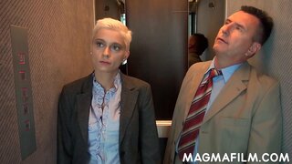 کون, سکس در محل کار