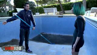 Yashil soch bilan emo teen chuqur fucked va yuziga jum