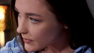 Лесбиянка Алия Старк сидение ба рӯ ва ошиқона ҷинсӣ бо ҷумҳурии чех красоткой ба каблуках